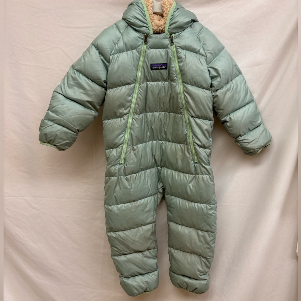 Patagonia mint green blue toddler snowsuit size 12-18 months one pice full
